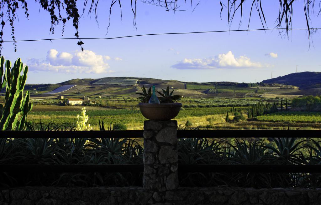 Agriturismo Baglio Lauria Campobello di Licata ภายนอก รูปภาพ
