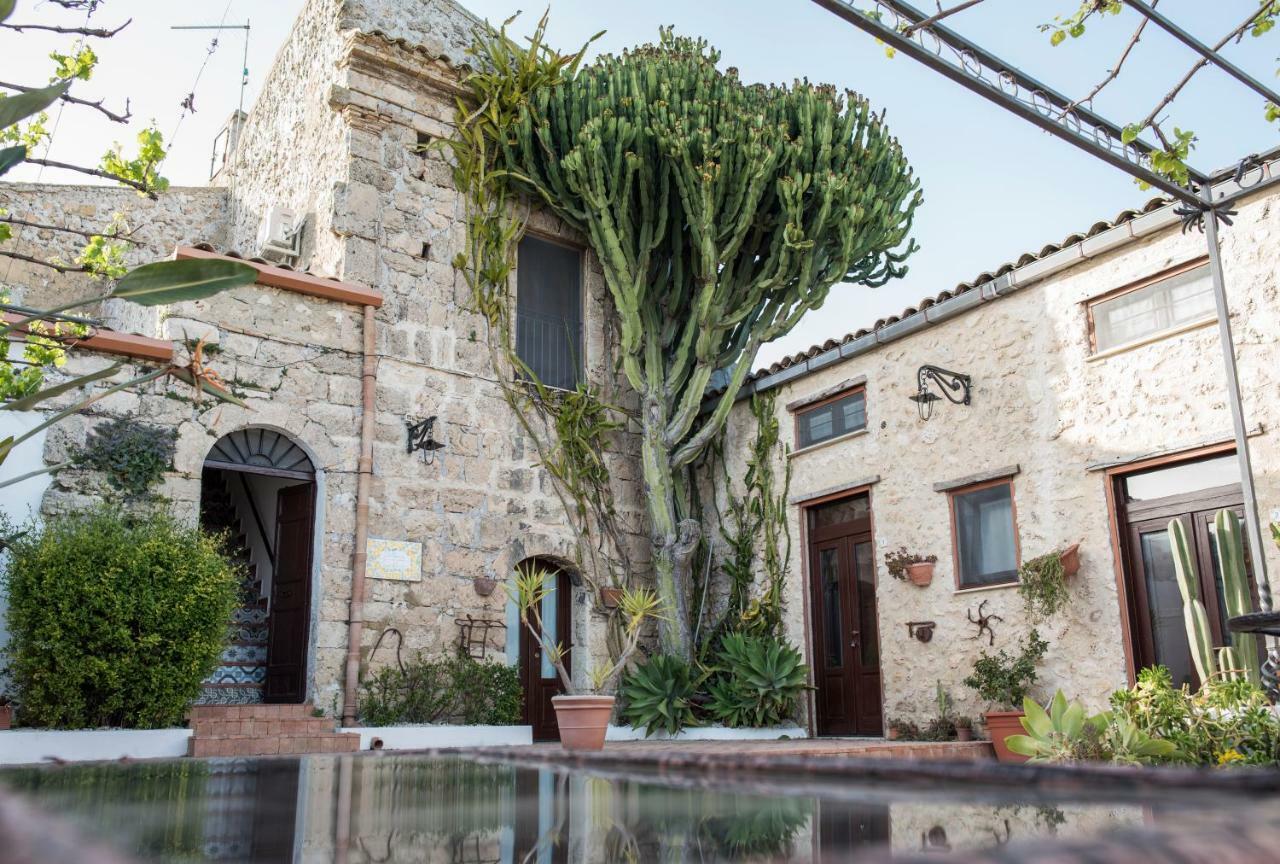 Agriturismo Baglio Lauria Campobello di Licata ภายนอก รูปภาพ